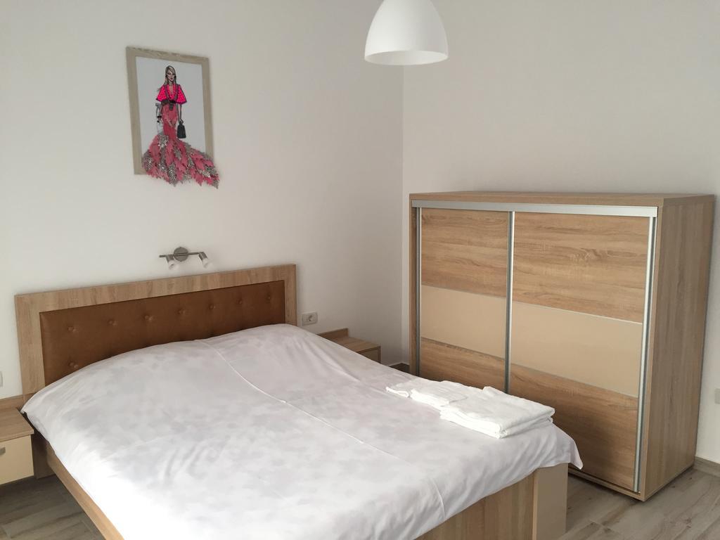 Aby Sunrise Hotel Orsova Bagian luar foto