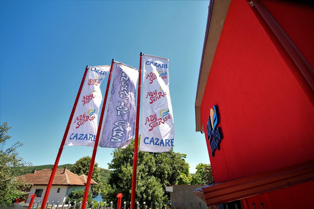Aby Sunrise Hotel Orsova Bagian luar foto
