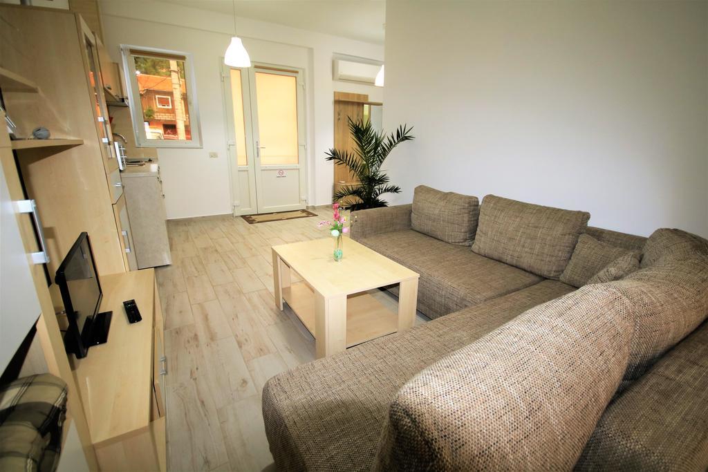 Aby Sunrise Hotel Orsova Bagian luar foto