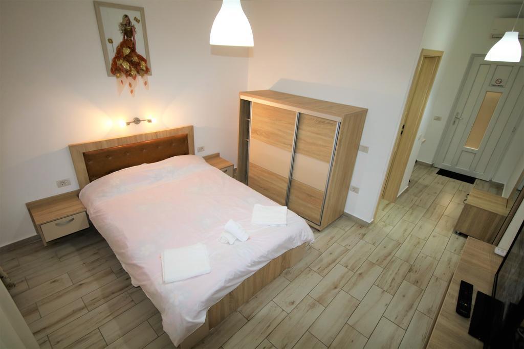 Aby Sunrise Hotel Orsova Bagian luar foto