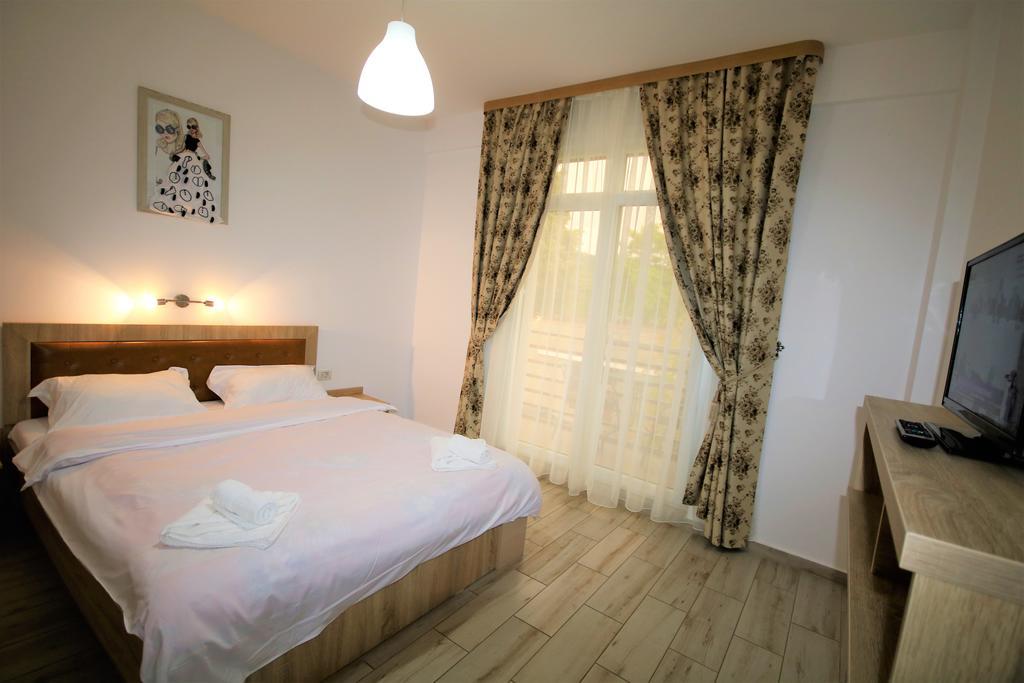 Aby Sunrise Hotel Orsova Bagian luar foto
