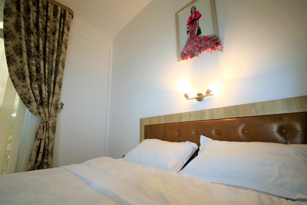 Aby Sunrise Hotel Orsova Bagian luar foto